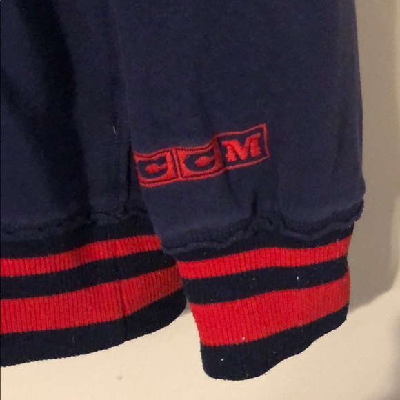 New York Rangers NHL hoodie - Picture 3 of 4